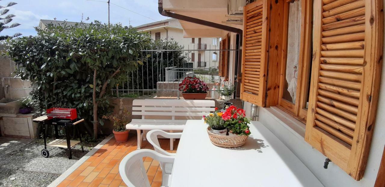 Villetta A Schiera Fiumefreddo Bruzio Exterior foto